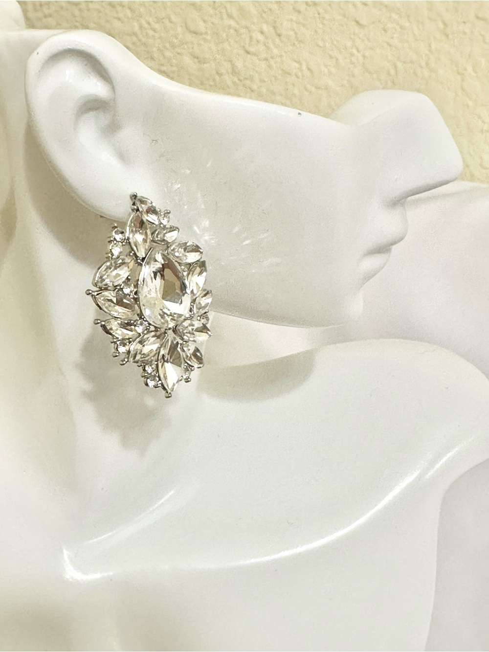 Fashion Jewelry Silver Crystal Cluster Earrings